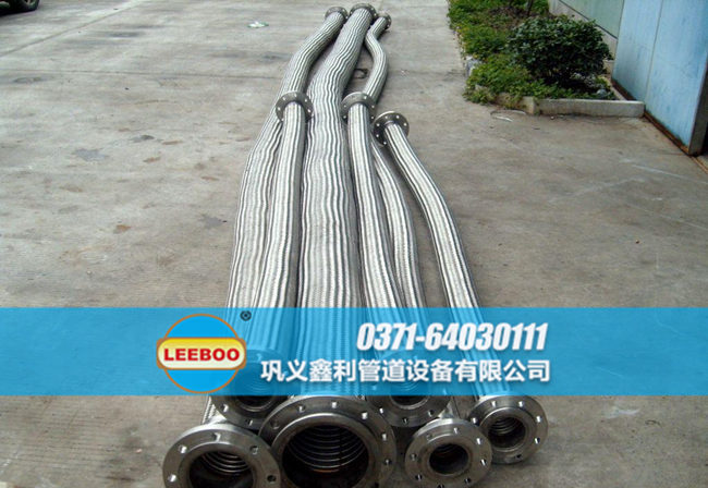 單法蘭限位伸縮接頭發(fā)貨現(xiàn)場(chǎng)